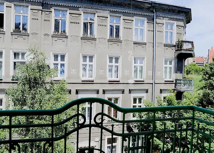 Elegant Bonerowska *